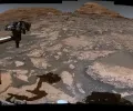 NASA 的好奇号探测车拍摄了一张纪念着陆九周年的全景照