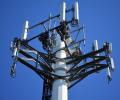 美国联邦航空管理局担心5G频谱扩充中频段影响飞安电信业者暂时降低机场附近5G基站功率