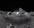 美国宇航局航天器触及小行星，表面“蓬松”
