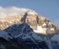 珠穆朗玛峰：为什么人们不断攀登它？