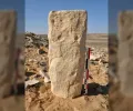 阿拉伯有 8000 年历史的石刻可能是世界上最古老的巨型建筑蓝图